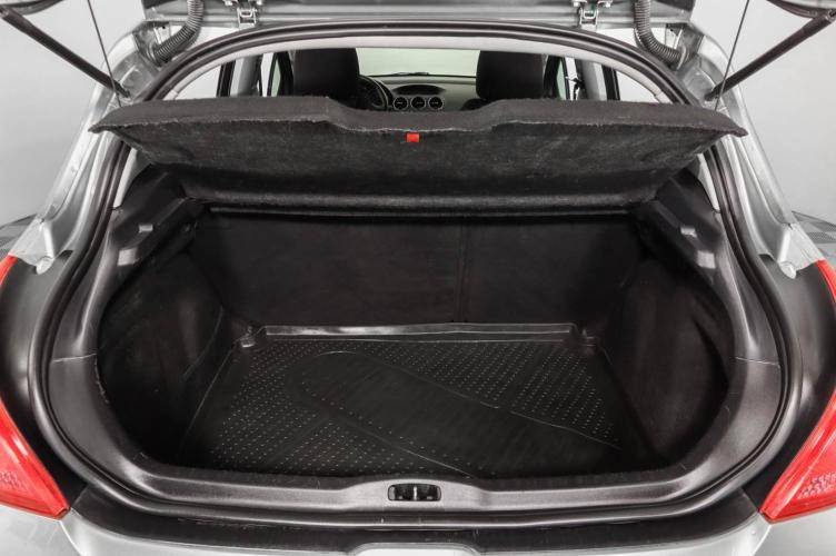 Peugeot 308 7 из 21
