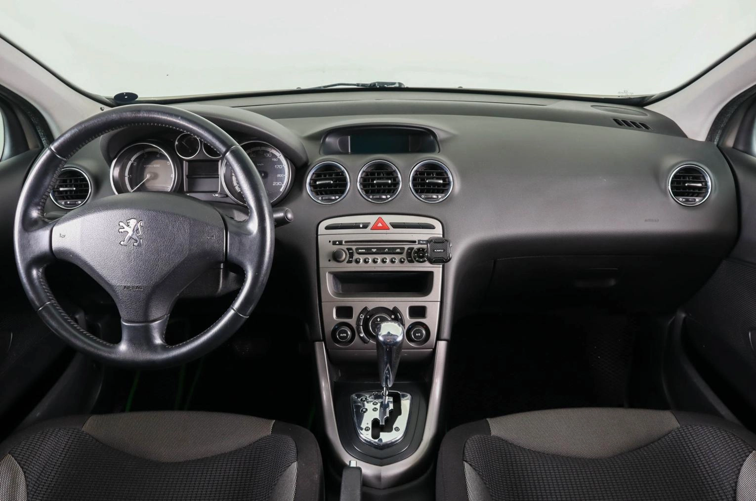Peugeot 308 13 из 21