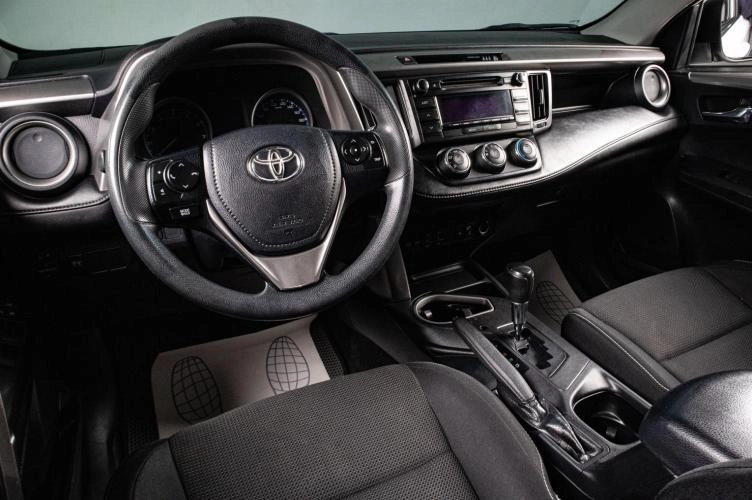 Toyota RAV4 11 из 17