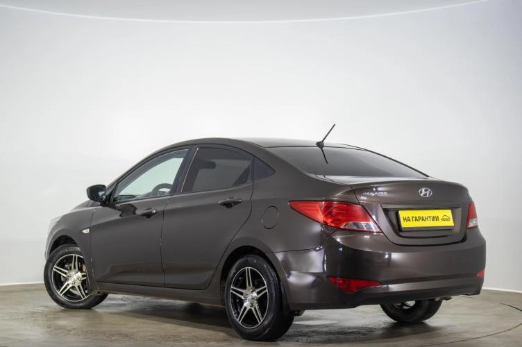 Hyundai Solaris 6 из 6
