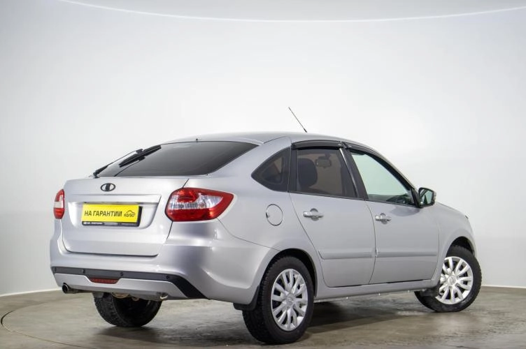 ВАЗ (LADA) Granta 4 из 6