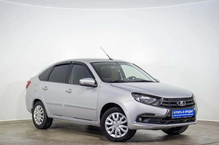 ВАЗ (LADA) Granta 1 из 6