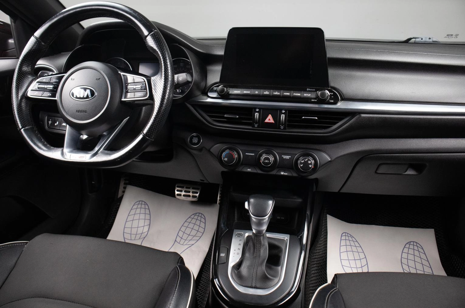 KIA Forte 8 из 21