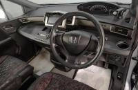 Honda Freed 7 из 14