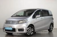 Honda Freed 3 из 14