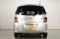 Honda Freed 5 из 14