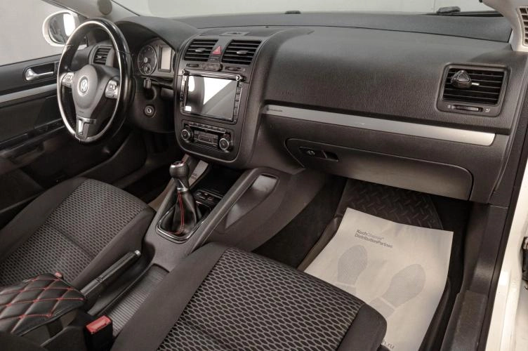 Volkswagen Jetta 16 из 18