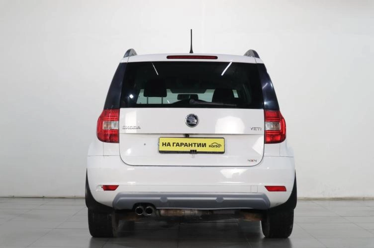 Skoda Yeti 5 из 16