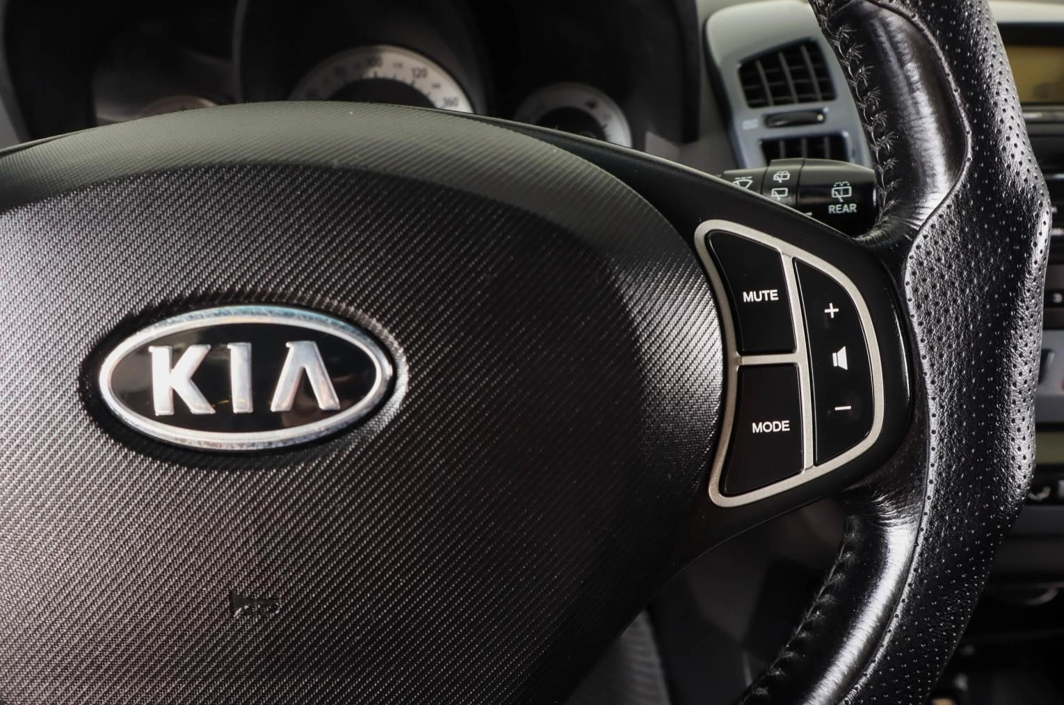 KIA cee'd 17 из 21