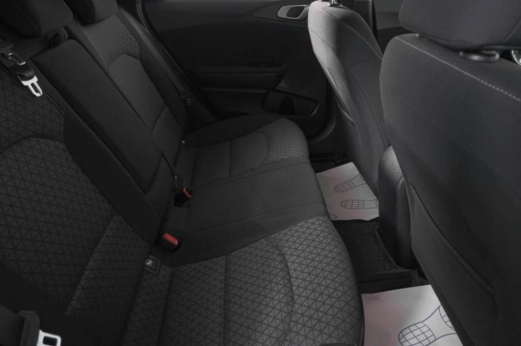 KIA cee'd 10 из 21