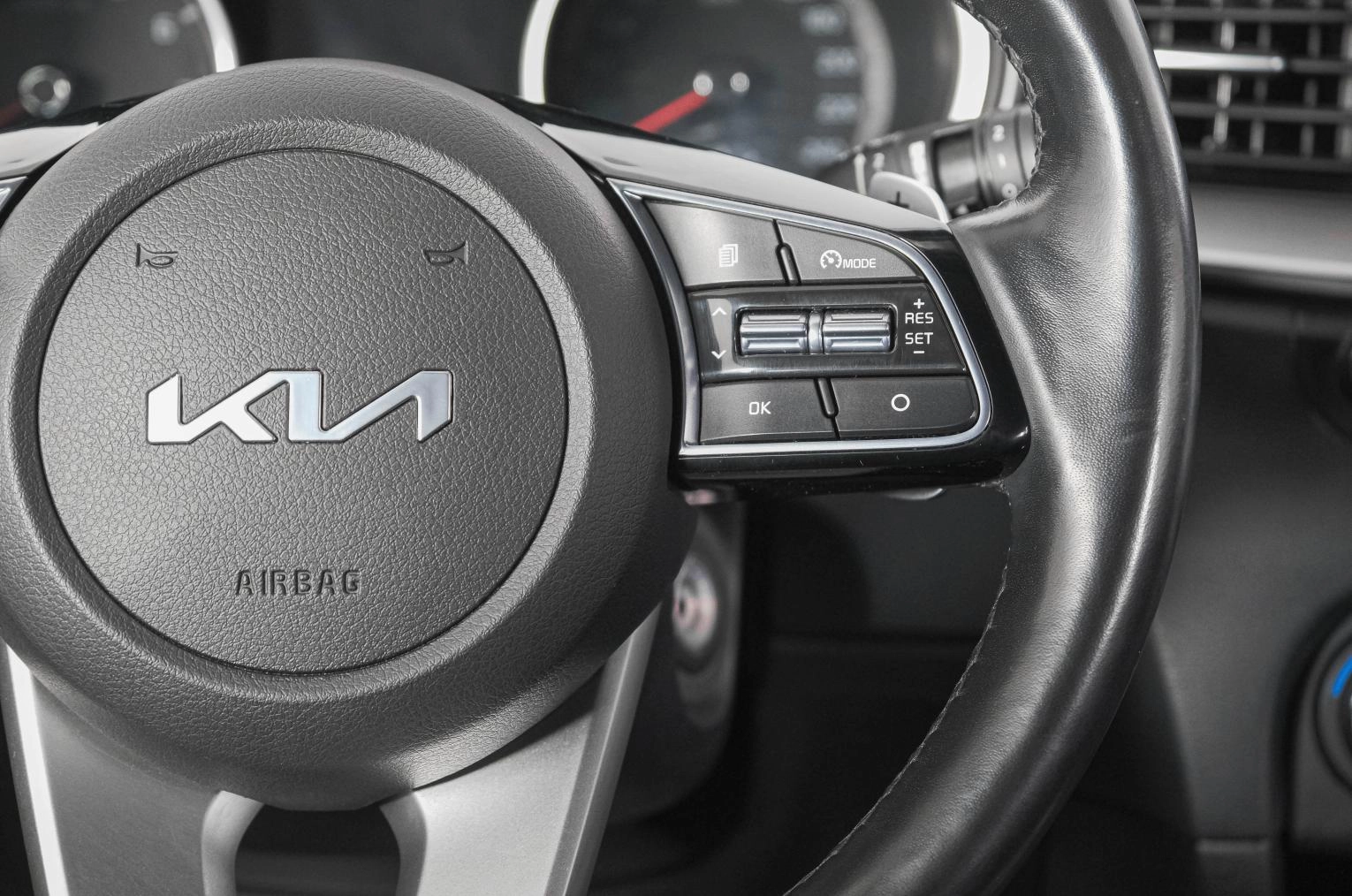 KIA cee'd 17 из 21
