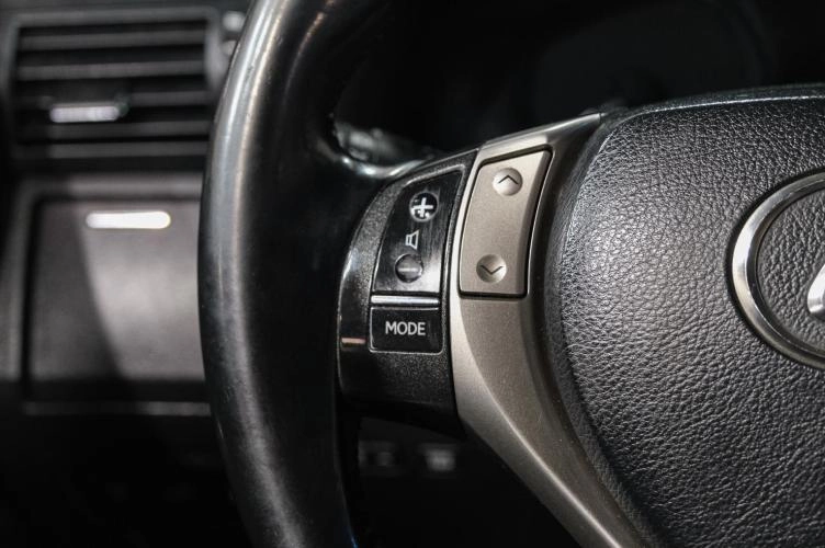 Lexus RX 19 из 33