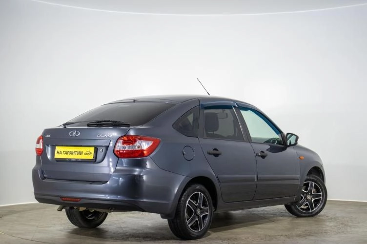 ВАЗ (LADA) Granta 4 из 6