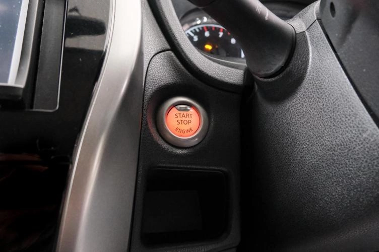 Nissan Note 18 из 23