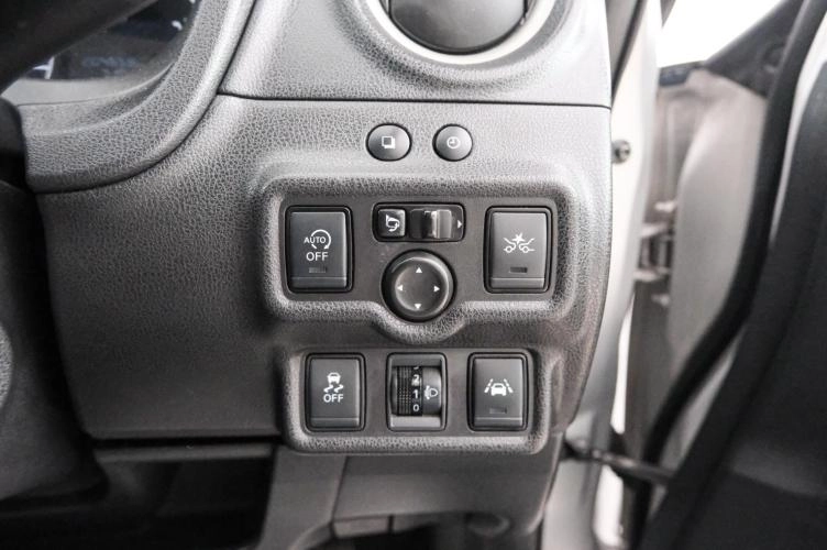 Nissan Note 19 из 23