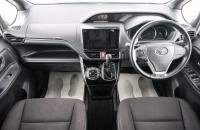 Toyota Esquire 10 из 22