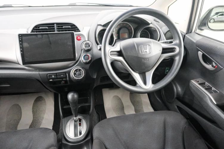 Honda Fit 9 из 22