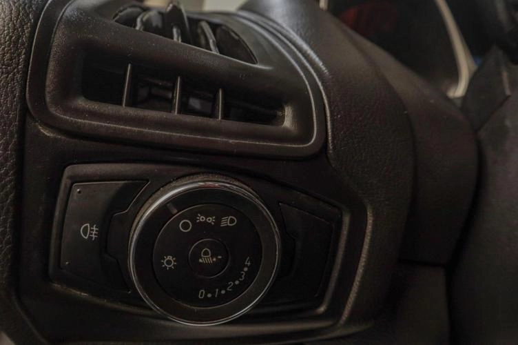 Ford Focus 9 из 13