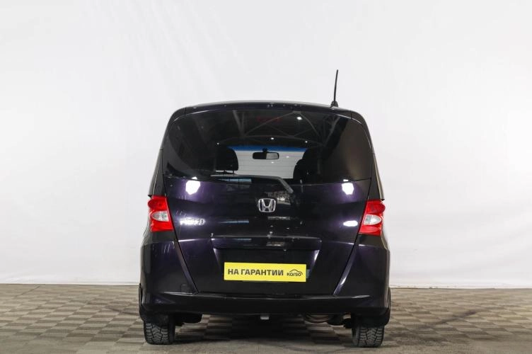 Honda Freed 5 из 6