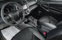 Toyota RAV4 7 из 18