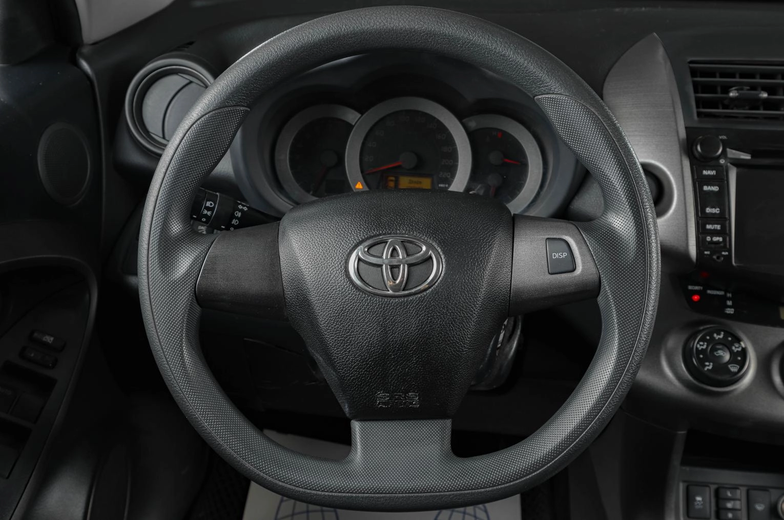 Toyota RAV4 13 из 18