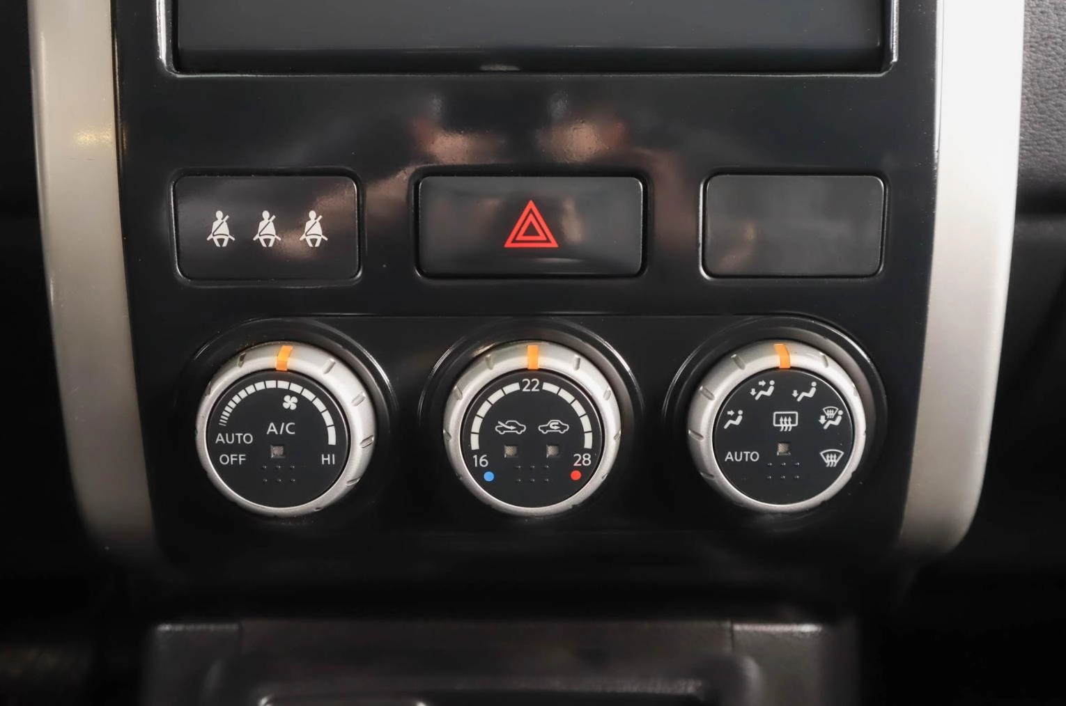 Nissan X-Trail 17 из 21