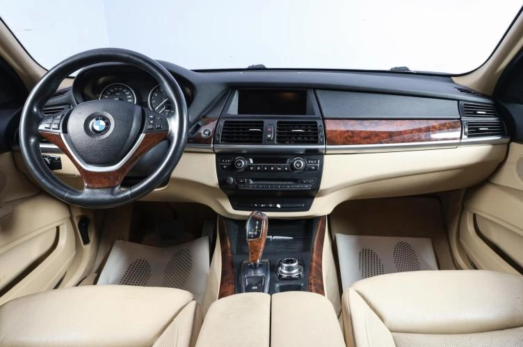 BMW X5 13 из 17