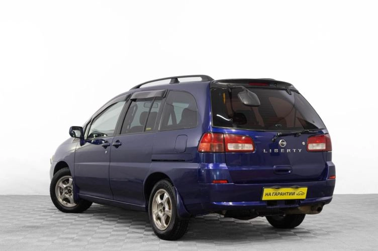 Nissan Liberty 6 из 6