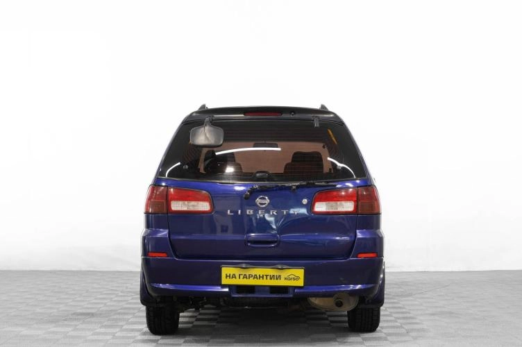 Nissan Liberty 5 из 6