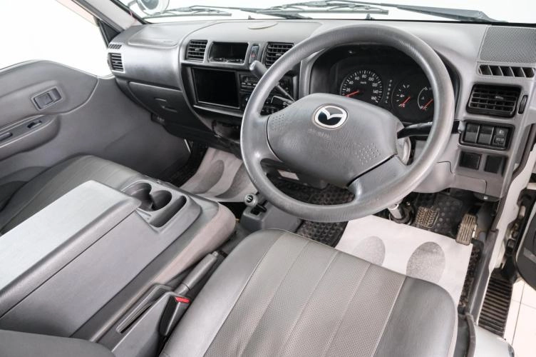Mazda Bongo 8 из 20