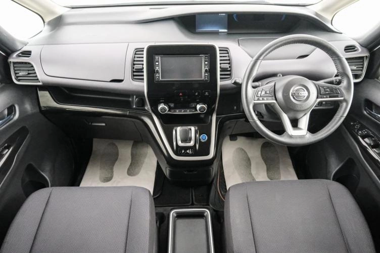 Nissan Serena 10 из 22