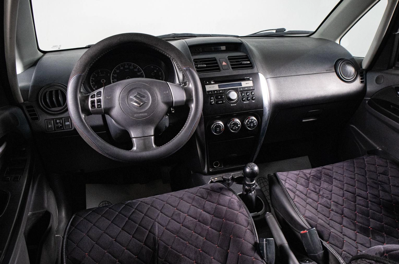 Suzuki SX4 10 из 14