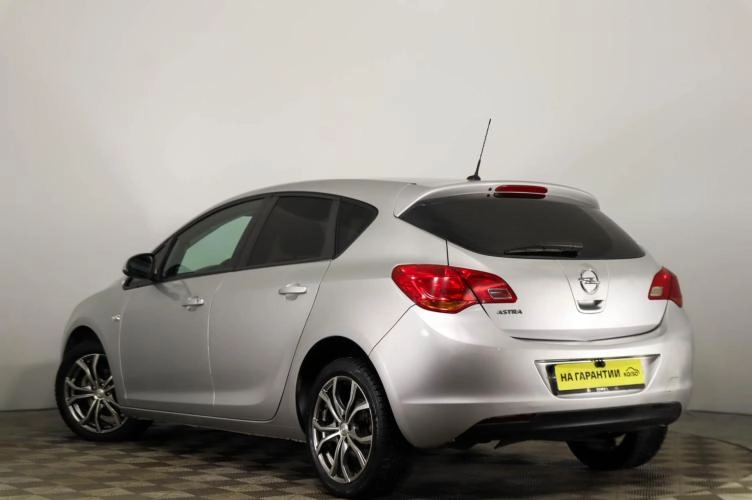 Opel Astra 6 из 6