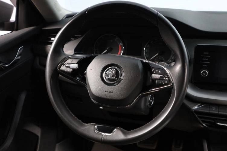 Skoda Octavia 11 из 17