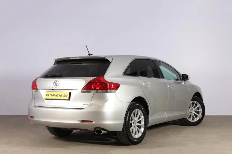 Toyota Venza 6 из 6