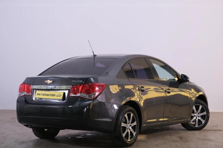 Chevrolet Cruze 6 из 6