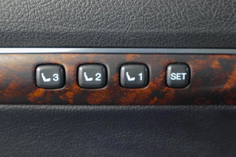 Toyota Land Cruiser 21 из 25