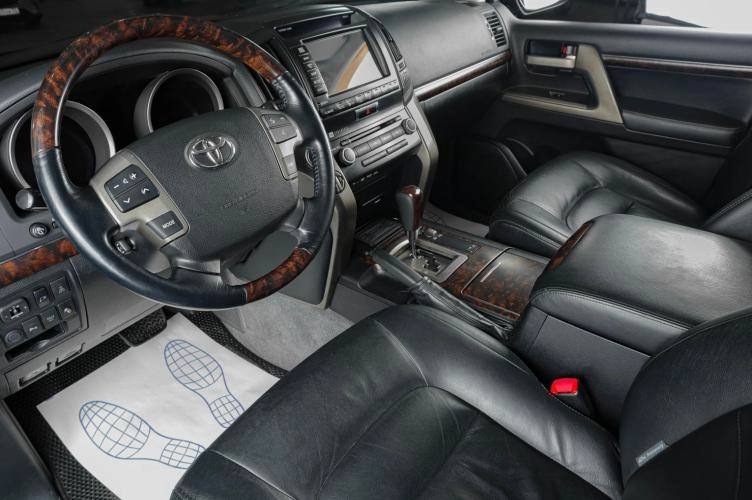 Toyota Land Cruiser 7 из 25
