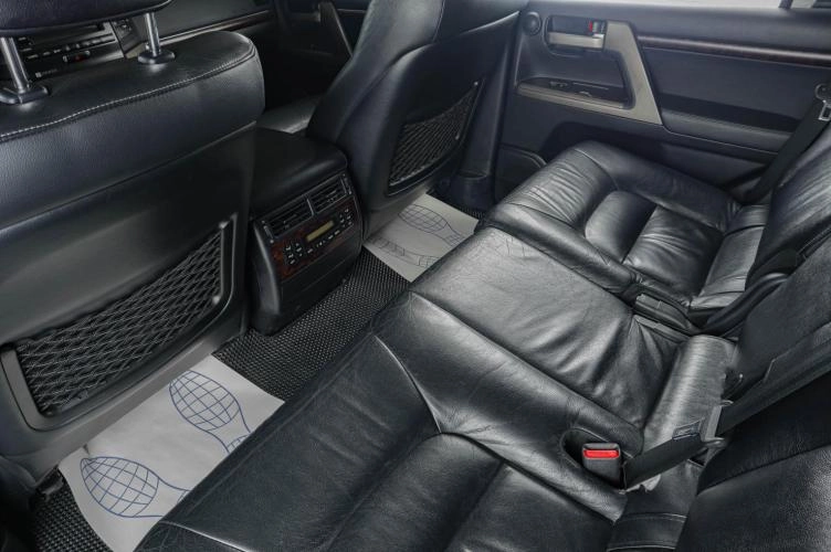 Toyota Land Cruiser 8 из 25