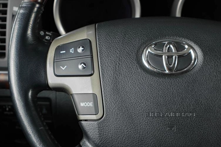 Toyota Land Cruiser 14 из 25