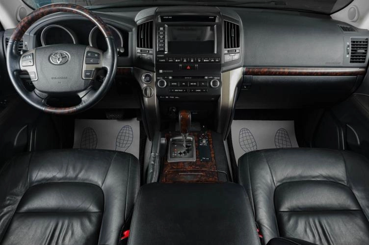 Toyota Land Cruiser 12 из 25