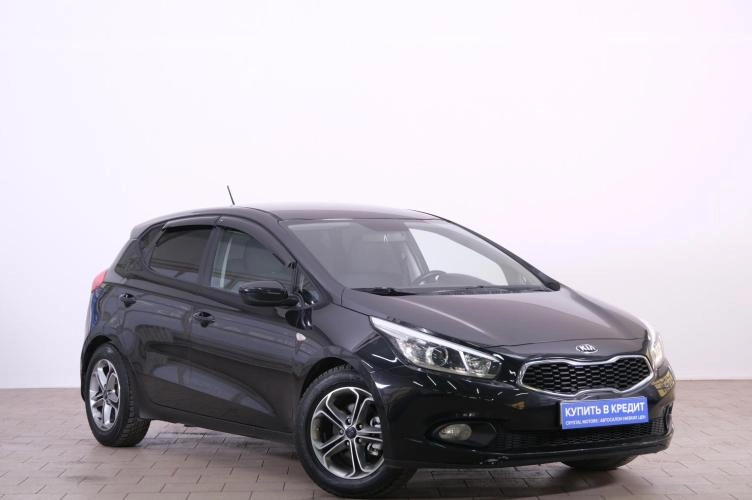 KIA cee'd 1 из 6