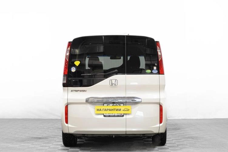 Honda Stepwgn 5 из 6