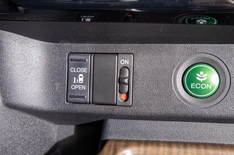 Honda Stepwgn 12 из 29