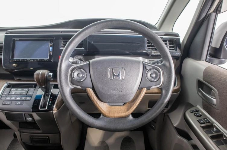 Honda Stepwgn 14 из 29