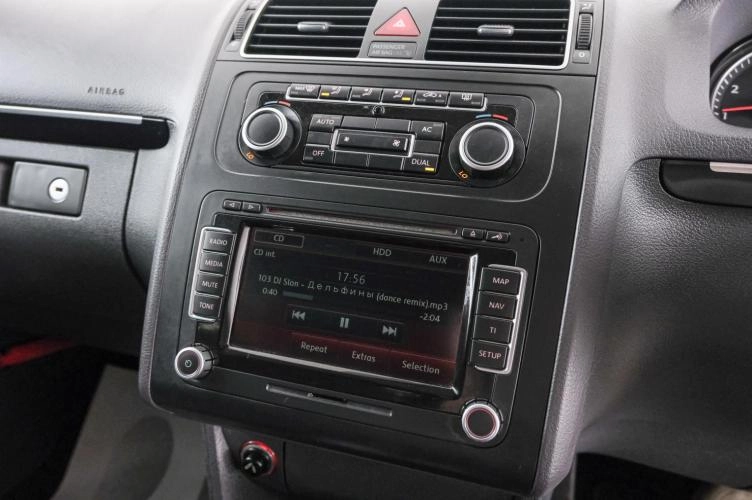 Volkswagen Touran 15 из 21