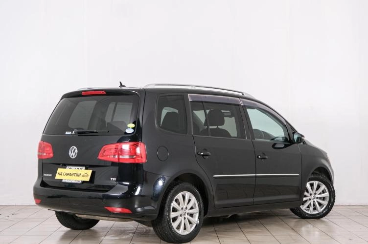 Volkswagen Touran 6 из 21
