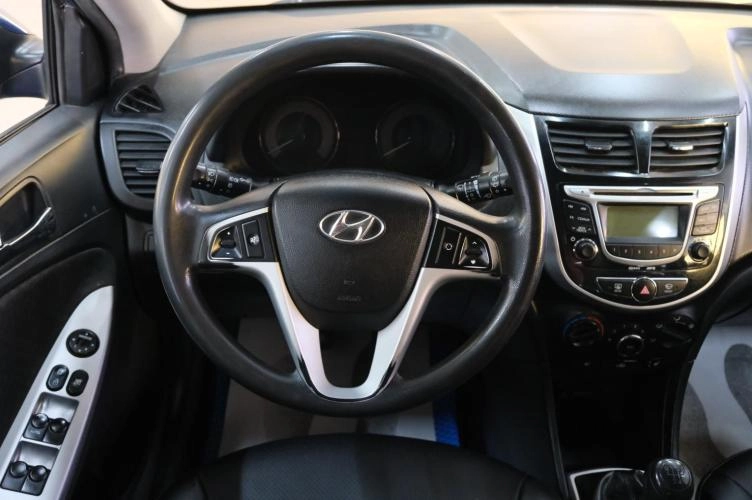 Hyundai Solaris 11 из 22