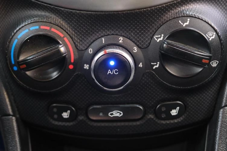 Hyundai Solaris 15 из 22