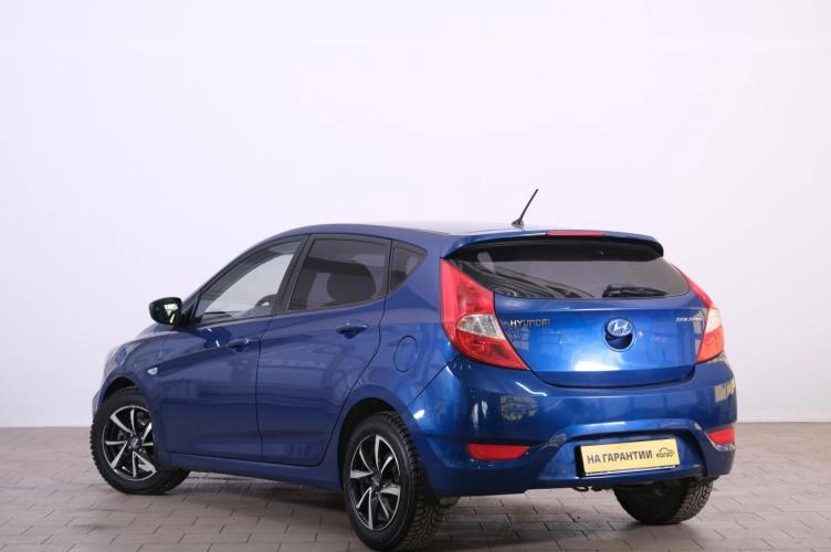 Hyundai Solaris 4 из 6